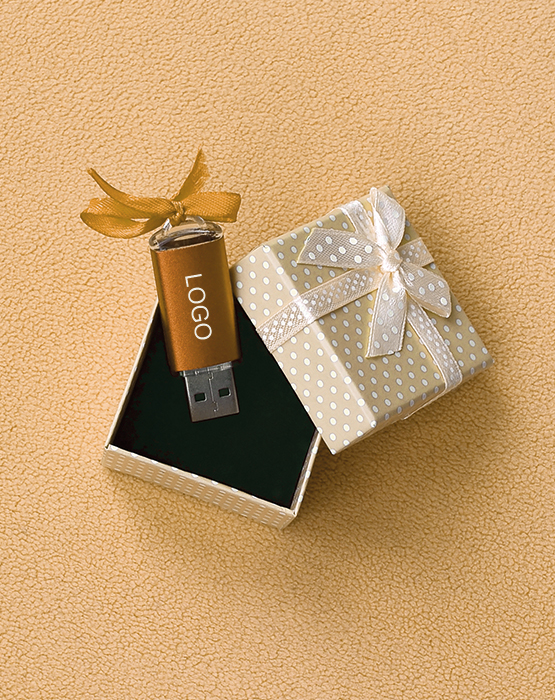 Pendrive z grawerem logo